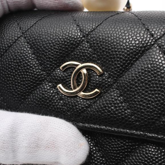 CHANEL Black Pearl Leather Wallet - Picture 9 of 10